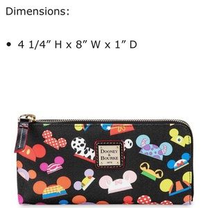 Disney Dooney and Bourke I Am Ear Hat Wallet